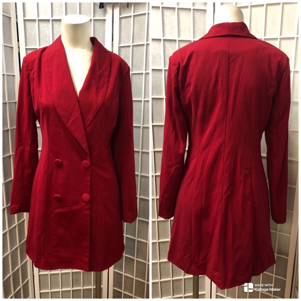 Club London, Woman, Dress formal,Red,Sz L,Long Sleeve, buttons, crossed chest.!